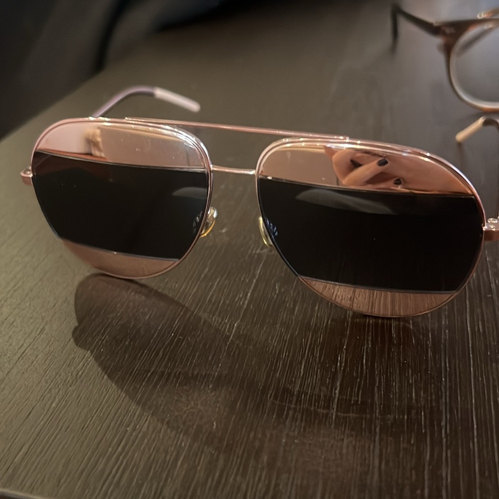 Dior sunglasses. - Picture 2 of 3